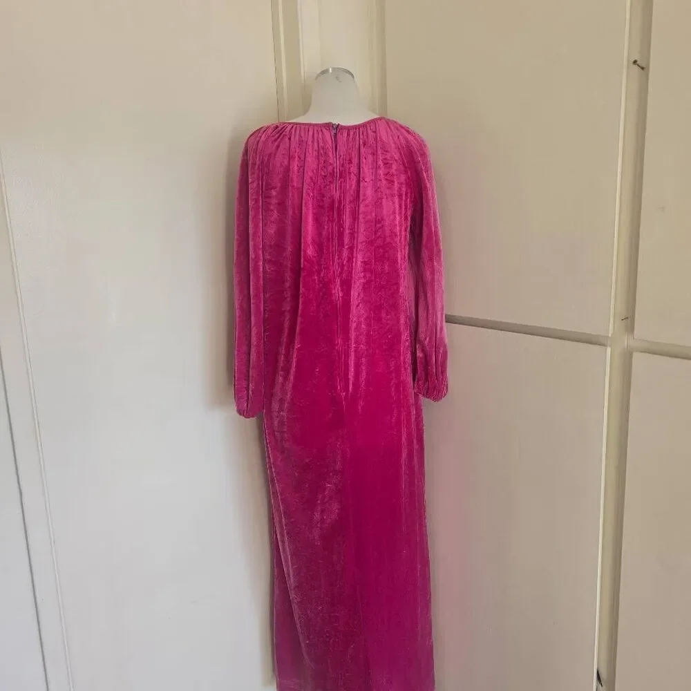 db Boutique Vtg. Hot Pink Velour Gown/Housecoat, Long Slv, V-Neck w/Lattice, S